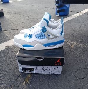 Air Jordan 4 Retro, Military Blue